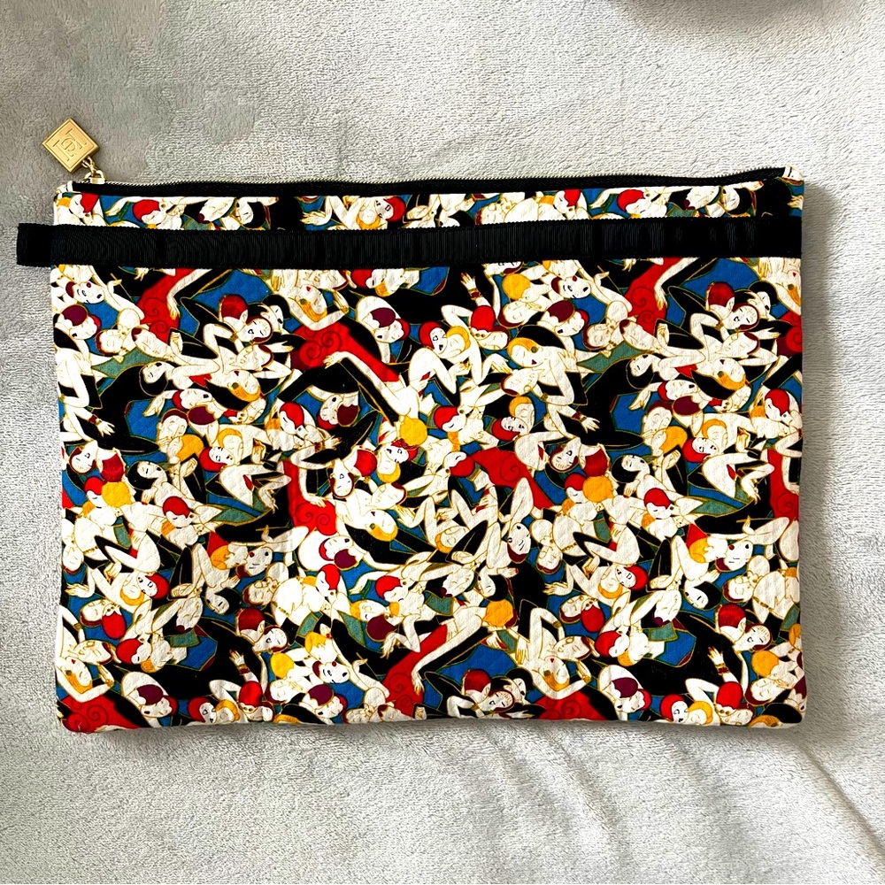 Travel Pouch